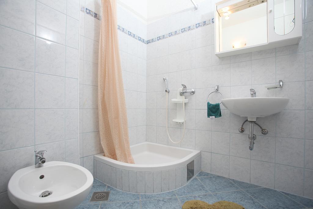 Apartment Mileta Makarska Ngoại thất bức ảnh